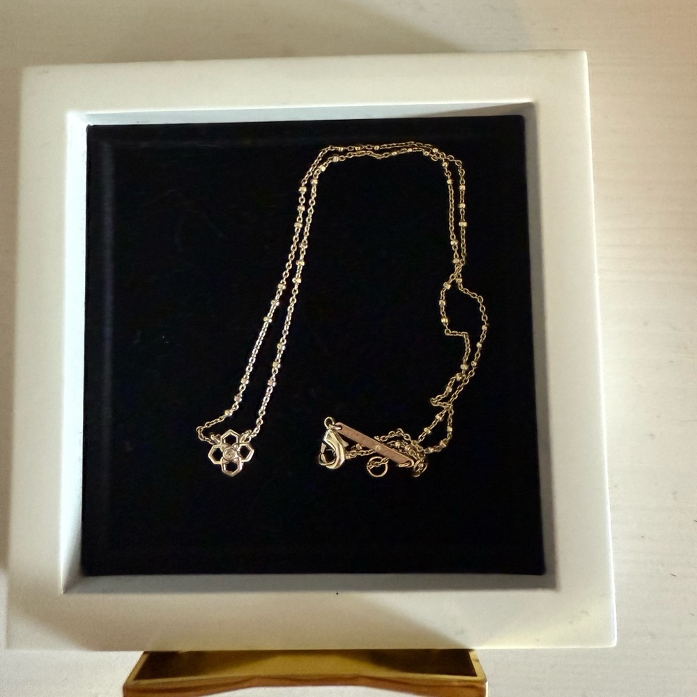 Kendra Scott Necklace
